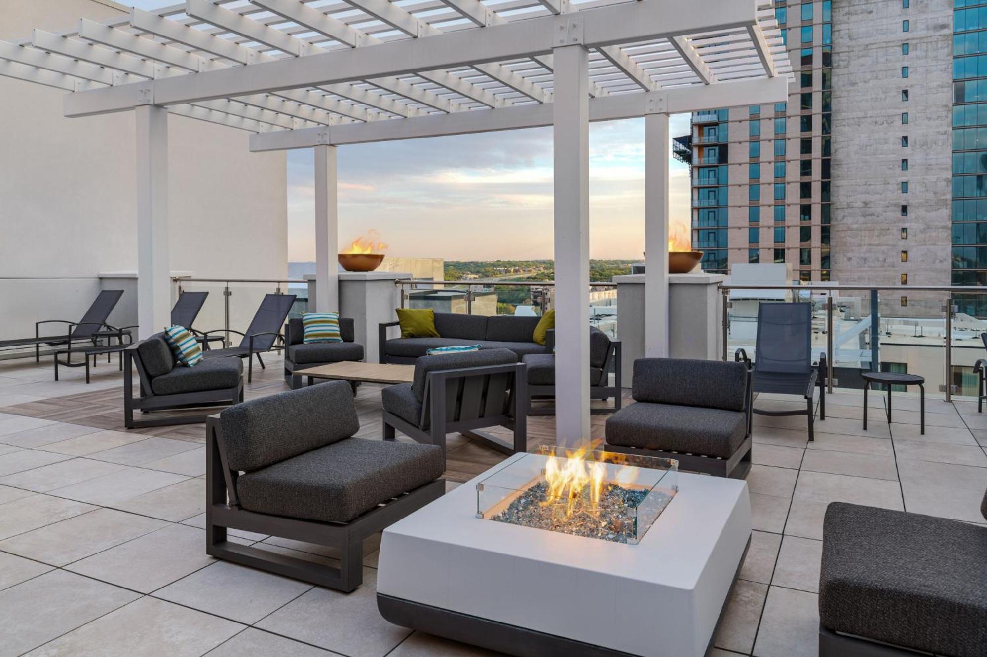 Fairfield Inn & Suites Austin Downtown ภายนอก รูปภาพ